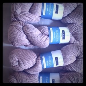 Riverstone Bulky 100% wool from Peru- 600 grams